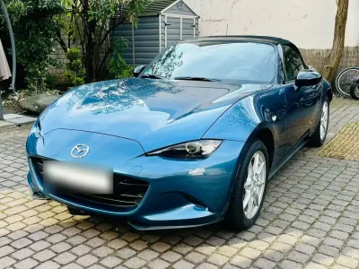 Begagnad Mazda MX5 Exclusive-Line 132 HK (97 kW) 2019 Blå Cab
