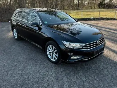 Gebraucht VW Passat Business 150 PS (110 kW) 2020 Schwarz Kombi