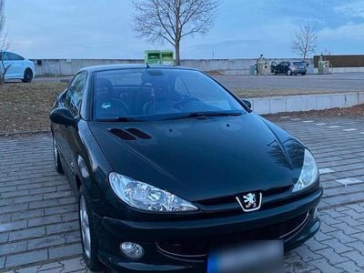 Gebraucht Peugeot 206 CC 110 PS (80 kW) 2004 Schwarz Cabrio