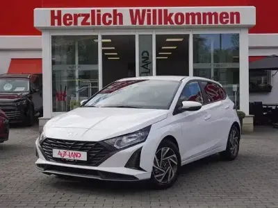 Neu Hyundai i20 79 PS (58 kW) 2025 Andere Kleinwagen