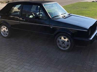 Schwarz Gebraucht 1993 VW Golf Cabriolet Classicline Cabrio | 12.900 €