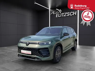 Neu VW Tayron R-line 193 PS (141 kW) 2026 Cipressinogrün metallic SUV
