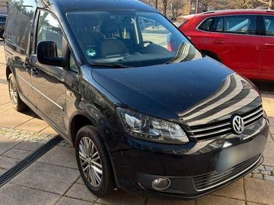 Schwarz Gebraucht 2014 VW Caddy Cup Van / Kleinbus | 6.499 € (Fairer Preis)