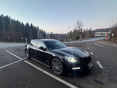 Schwarz Gebraucht 2019 Porsche Panamera Sport Turismo Kombi | 64.900 € (Teuer)