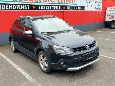 Gebraucht VW Polo Cross 110 PS (80 kW) 2016 Schwarz Kleinwagen