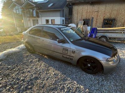 Gebraucht BMW 318 Performance 143 PS (105 kW) 2003 Silber Limousine