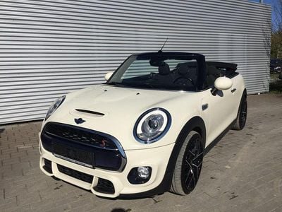 Begagnad Mini Cooper S Cabriolet 192 HK (141 kW) 2017 Vit Cab