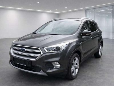 Begagnad Ford Kuga Titanium 150 HK (110 kW) 2017 Grå SUV