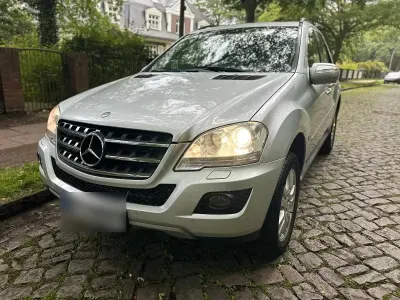 Gebraucht Mercedes ML320 224 PS (164 kW) 2008 Silber SUV