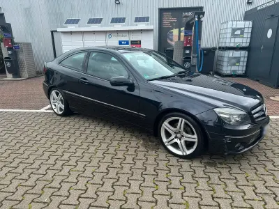 Gebraucht Mercedes CLC250 AMG 204 PS (150 kW) 2010 Blau Kleinwagen
