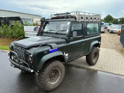 Gebraucht Land Rover Defender 122 PS (89 kW) 1999 Grün SUV