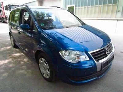 Gebraucht VW Touran 140 PS (102 kW) 2010 Blau Van / Kleinbus