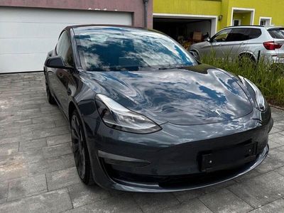 Grau Gebraucht 2021 Tesla Model 3 Performance Limousine | 29.900 € (Fairer Preis)
