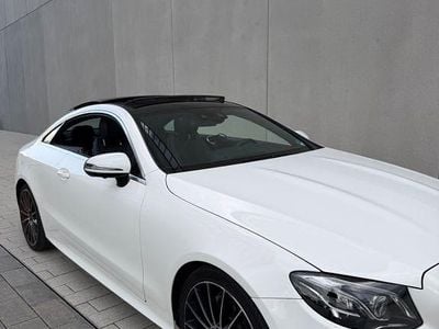 Gebraucht Mercedes E300 AMG line 245 PS (180 kW) 2019 Weiß Coupé