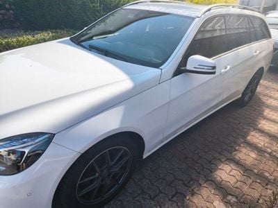 Mercedes E200
