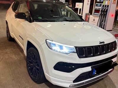 Weiß Gebraucht 2022 Jeep Compass SUV | 20.700 € (Superpreis)