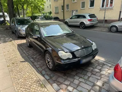 Gebraucht Mercedes C200 Elegance 163 PS (119 kW) 2001 Schwarz Kombi