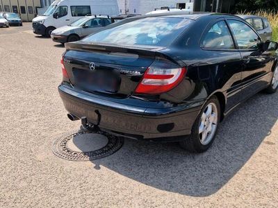 Mercedes C180