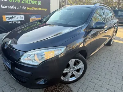 Gebraucht Renault Mégane Dynamique 131 PS (96 kW) 2012 Grau Limousine