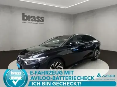 Gebraucht VW ID.7 Pro 210 kW (286 PS) 2023 Grenadillschwarz metallic Kleinwagen