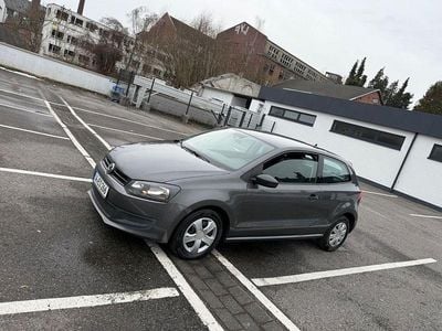 Grau Gebraucht 2013 VW Polo Trendline Kleinwagen | 5.300 € (Fairer Preis)