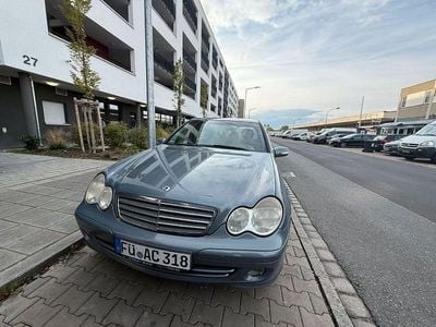 Mercedes C180