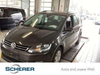 Gebraucht VW Sharan Comfortline 150 PS (110 kW) 2021 Black oak brown metallic (metallic) Van / Kleinbus