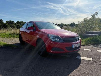 Opel Astra GTC