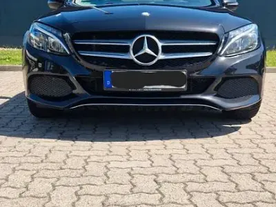 Gebraucht Mercedes C200 136 PS (100 kW) 2015 Schwarz Limousine