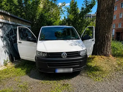 Gebraucht VW T5 105 PS (77 kW) 2011 Weiß Van