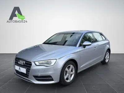 Gebraucht Audi A3 Attraction 110 PS (80 kW) 2016 Silber Limousine
