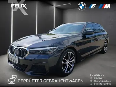 Gebraucht BMW 540 M Sport 333 PS (244 kW) 2022 Carbonschwarz Kombi