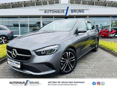 Grau Gebraucht 2024 Mercedes B180 Progressive Van / Kleinbus | 32.880 € (Teuer)