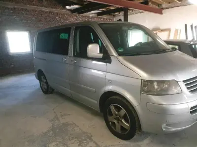 Gebraucht VW Multivan 174 PS (127 kW) 2006 Silber Van / Kleinbus