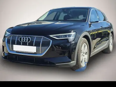 Gebraucht Audi e-tron 300 kW (408 PS) 2023 Schwarz SUV