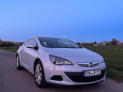 Opel Astra GTC