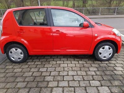 gebraucht Daihatsu Sirion 1.3 69 PS