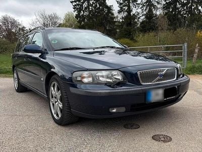 Second-hand Volvo V70 200 CP (147 kW) 2001 Albastru Break