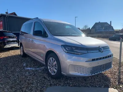 Gebraucht VW Caddy Life 102 PS (75 kW) 2024 Silber Van / Kleinbus