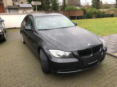 gebraucht BMW 320 320 i