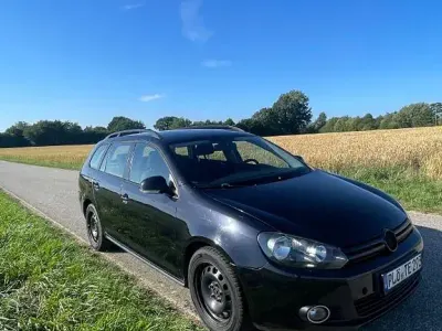 Gebraucht VW Golf VI Comfortline 105 PS (77 kW) 2010 Schwarz Kleinwagen