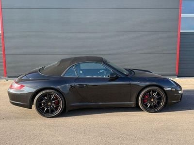 Second-hand Porsche 911 Carrera 4S Cabriolet 355 CP (261 kW) 2006 Negru Cabrio