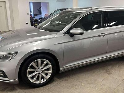Gebraucht VW Passat Highline 239 PS (175 kW) 2020 Grau Kombi