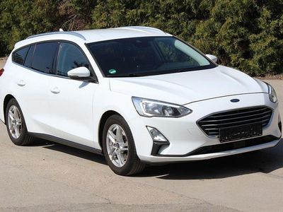 Second-hand Ford Focus Cool & Connect 150 CP (110 kW) 2019 Alb Break