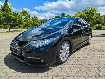 Gebraucht Honda Civic Lifestyle 141 PS (103 kW) 2014 Schwarz Limousine