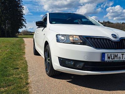 Gebraucht Skoda Rapid Active 105 PS (77 kW) 2014 Weiß Kleinwagen