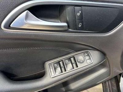 Mercedes B200