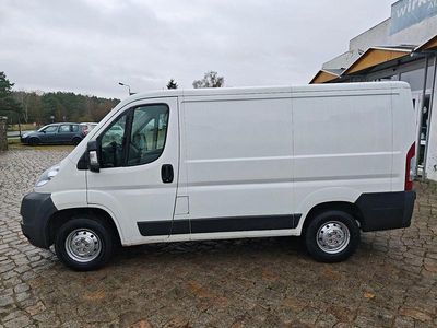 Weiß Gebraucht 2012 Peugeot Boxer Avantage Van | 5.999 € (Guter Preis)
