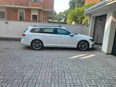 Gebraucht VW Passat 150 PS (110 kW) 2015 Weiß Kombi