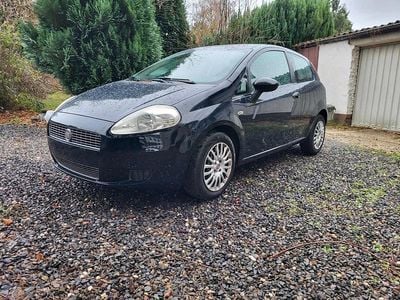 Blau Gebraucht 2009 Fiat Punto Limousine | 1.100 €